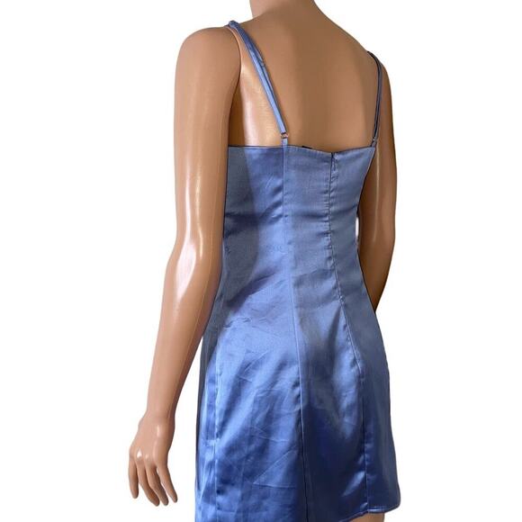 Forever 21 slip dress satin feel mini spaghetti strap Periwinkle blue SZ M sexy - Picture 3 of 9